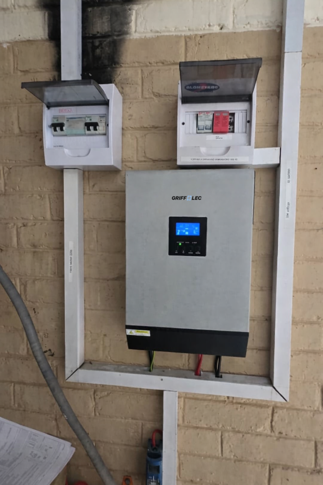 Inverter with Grifflec Logo 667x1000